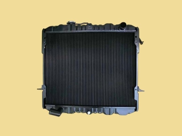 アトラス ラジエーター SP8F23 21410-2T801 リビルト品