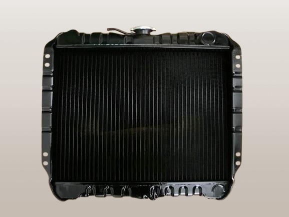 三菱　ジープ　J54　ラジエーター　MA316954　現物修理対応　納期3～4営業日