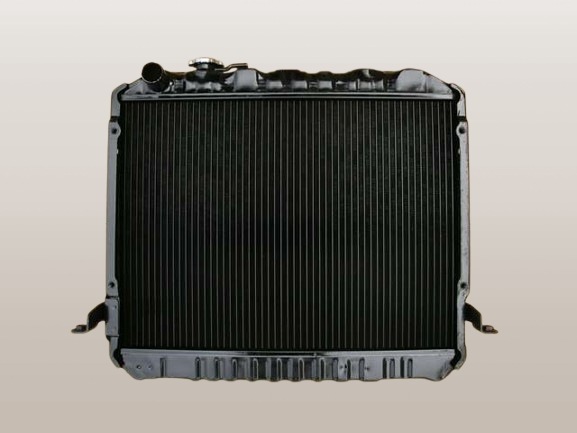 ハイエース ラジエーター LH85 MT 16400-54601 リビルト 有限会社