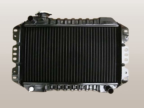 ジムニーラジエーター ジムニー JB23W ラジエーター (17700-80A10/17700-81A11)ラジエター