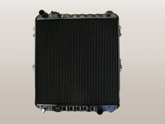 ハイラックスサーフ ラジエーター KZN130G MT車 16400-67070 リビルト