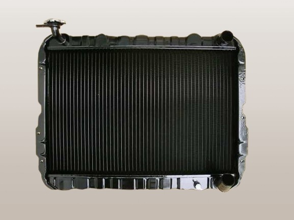 ランドクルーザー ラジエーター HJ60V 16400-68020 MT車 リビルト品