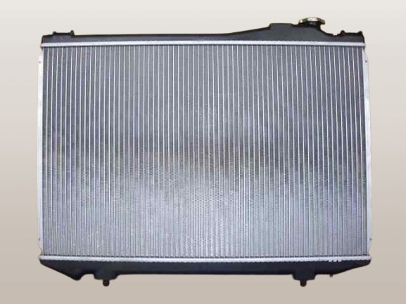 クラウン ラジエーター GS136V 16400-70590 新ｷｬｯﾌﾟ付き0.9K 社外新品