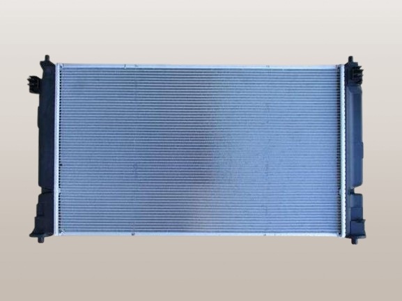 ヤリスクロス ラジエーター MXPJ15 16400-15630 社外新品 有限会社