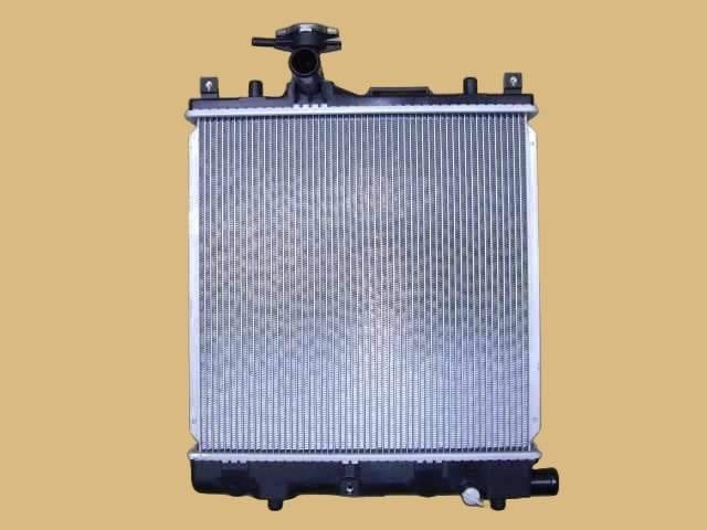 MH23 ワゴンR　ラジエーター Amazon | HELIOS ワゴンR MH23S ラジエーター CVT用 17700-82K00