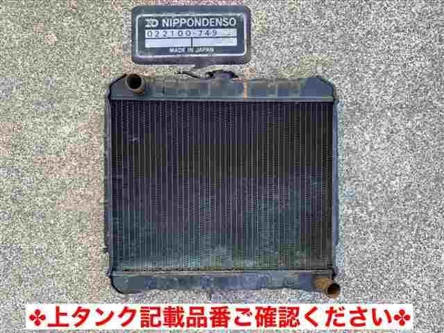 三菱ジープJ57 ラジエーター