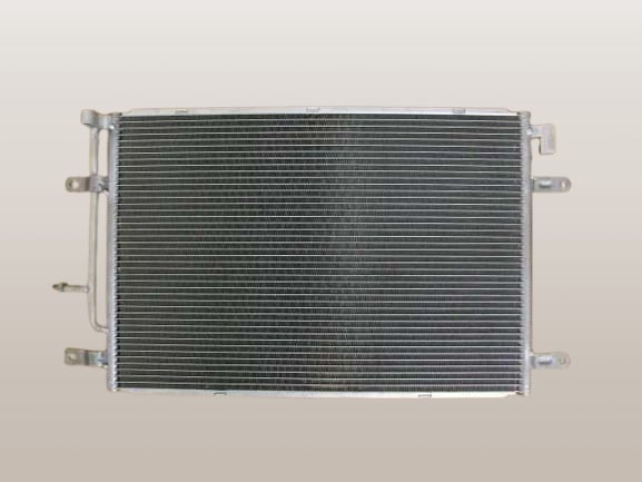 AUDI A4 S4 コンデンサー 8E0260403J 社外新品