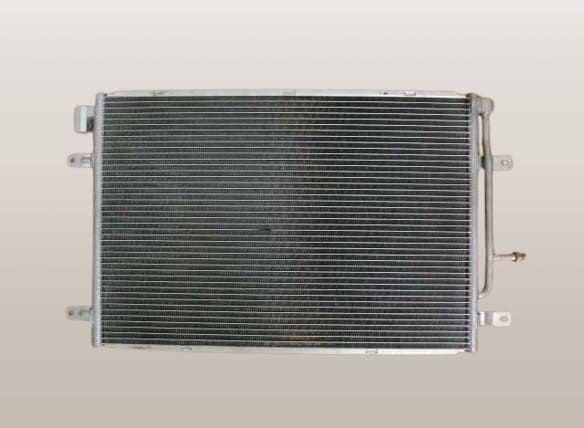 AUDI A4 S4 コンデンサー 8E0260403J 社外新品