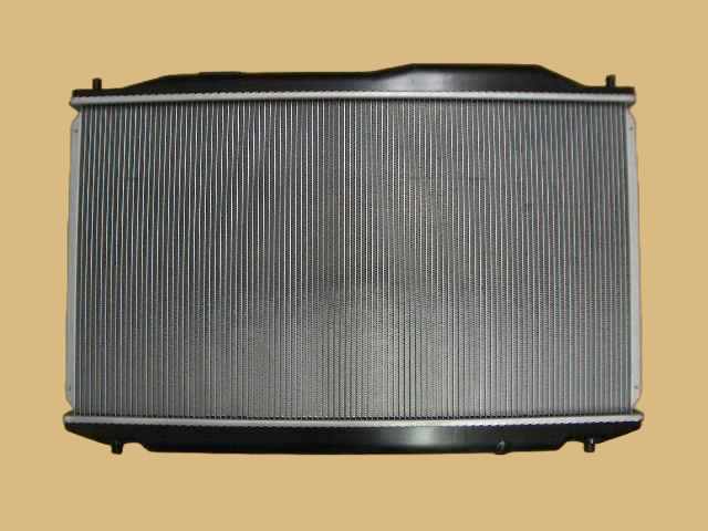 ラジエーター いすゞ ファーゴ JVWGE24 QD32 AT 1996年08月～1999年06