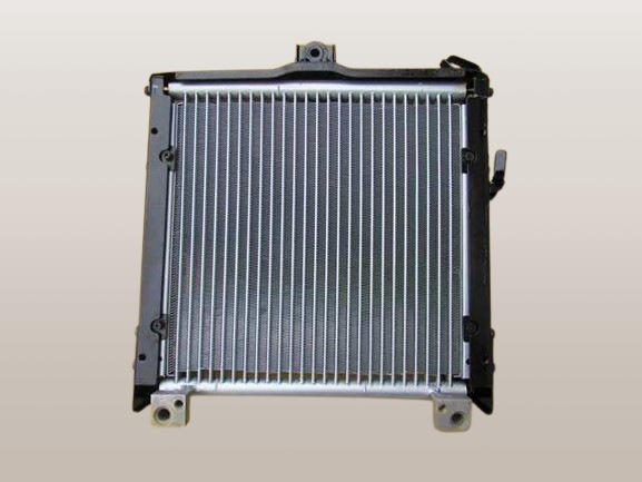 コンドル　コンデンサー　SN2F23　92110-2T404　　現物修理