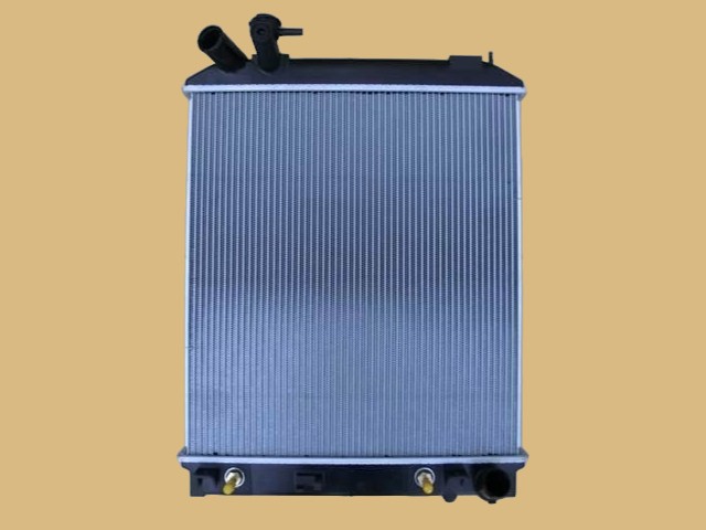 エルフ ラジエーター NLR85 8-97387-470-2 ブラケット再利用 社外新品