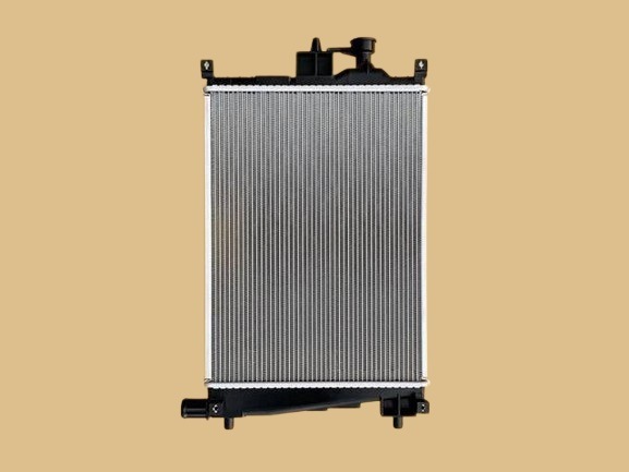 キャロル　ラジエーター　HB36S　1A47-15-200　223000-5962　上下ホース/クリップ/キャップセット　社外新品