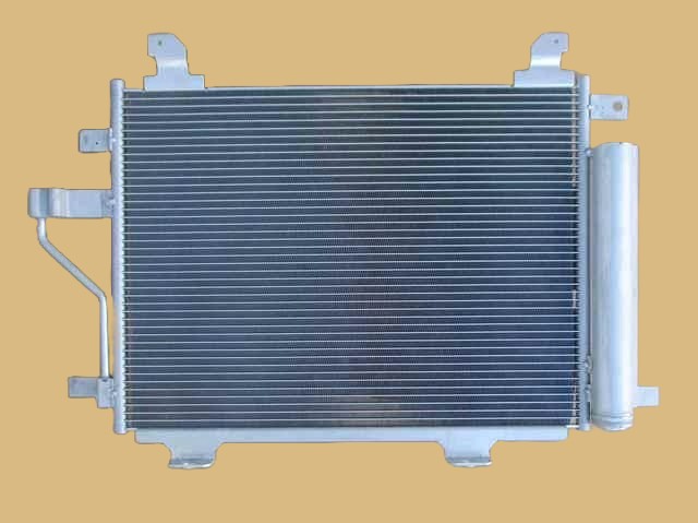 ノート E12 ラジエター&コンデンサー 電動ファン付