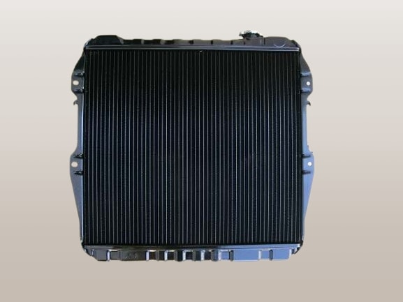 ハイラックスサーフ ラジエーター LN131V 16400-54640 MT車 リビルト