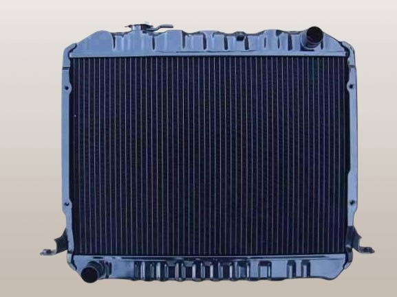 未使用　200系　ハイエース　ラジエーター　純正　16400-75611 Amazon.co.jp: CoolingDoor【16400-75610】ハイエース
