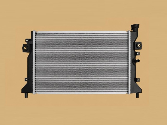 キャリイ　ラジエーター　DA16T　17700-82M00　社外新品
