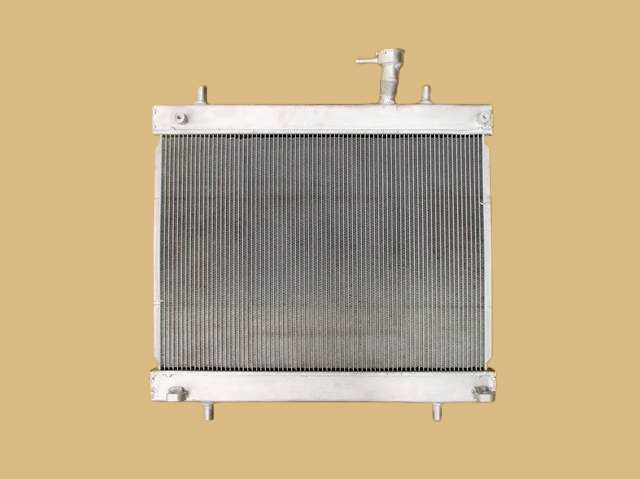 エブリィ ラジエーター DA64V DA64W 17700-68H20 本体のみ 社外新品