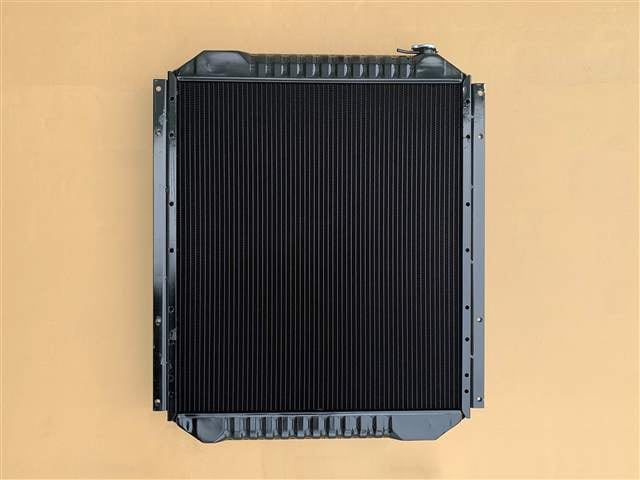 コマツ　パワーショベル　ラジエーター　PC200-6　20Y-03-21710　社外新品　