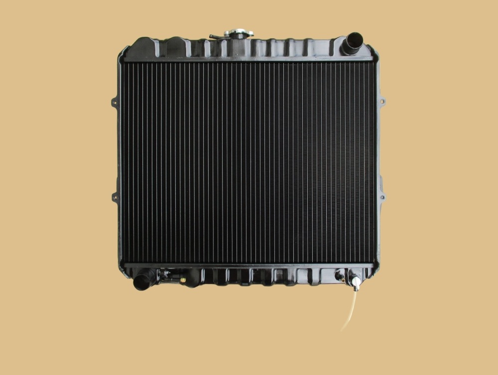 ハイラックスサーフ ラジエーター YN61G 16400-73250 422190-4860 AT車