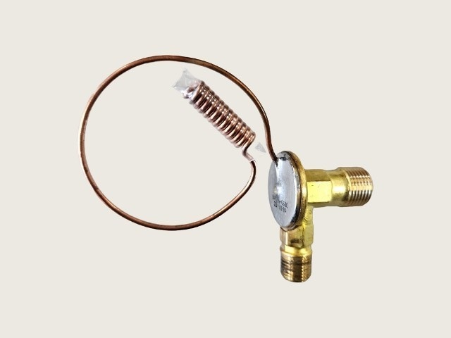 MR2 エバポレーター AW10 88501-17011 047600-5590