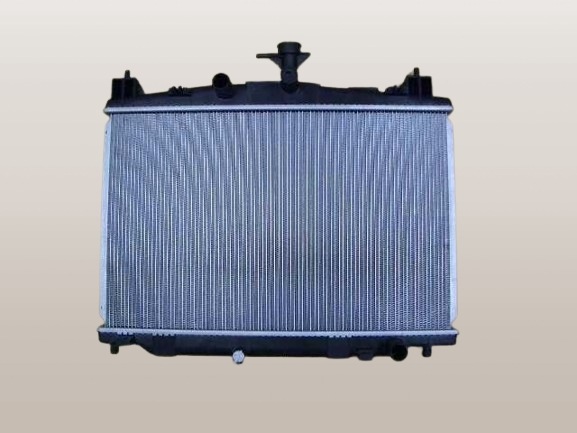 マツダ（MAZDA）ラジエーター/マツダ純正部品/タイタン/クーリングシステム/TFA315200(TFA3-15-200) マツダ(Mazda) ラジエーター 1K3P15200 マツダ 純正 デミオ 《 DE3FS