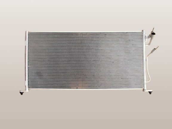 ランサー　コンデンサー　CT9A　MN151100　社外新品