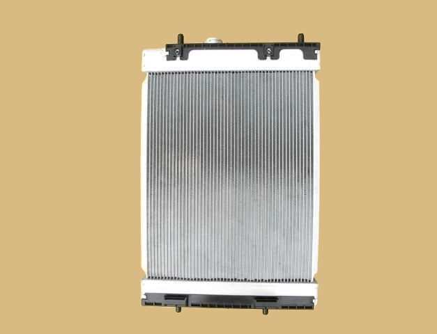 ムーヴ LA100 NA ラジエーター.コンデンサー ヤマト106406 ムーヴ LA100S コンデンサー ラジエーター NA 中古品です。