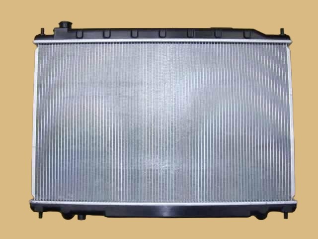プレサージュ ラジエーター☆KOYO製☆ TU31 TNU31 ☆AT☆即決 KOYORAD ラジエーター 21460-CN000 (プレサージュ TNU31 TU31)に適合