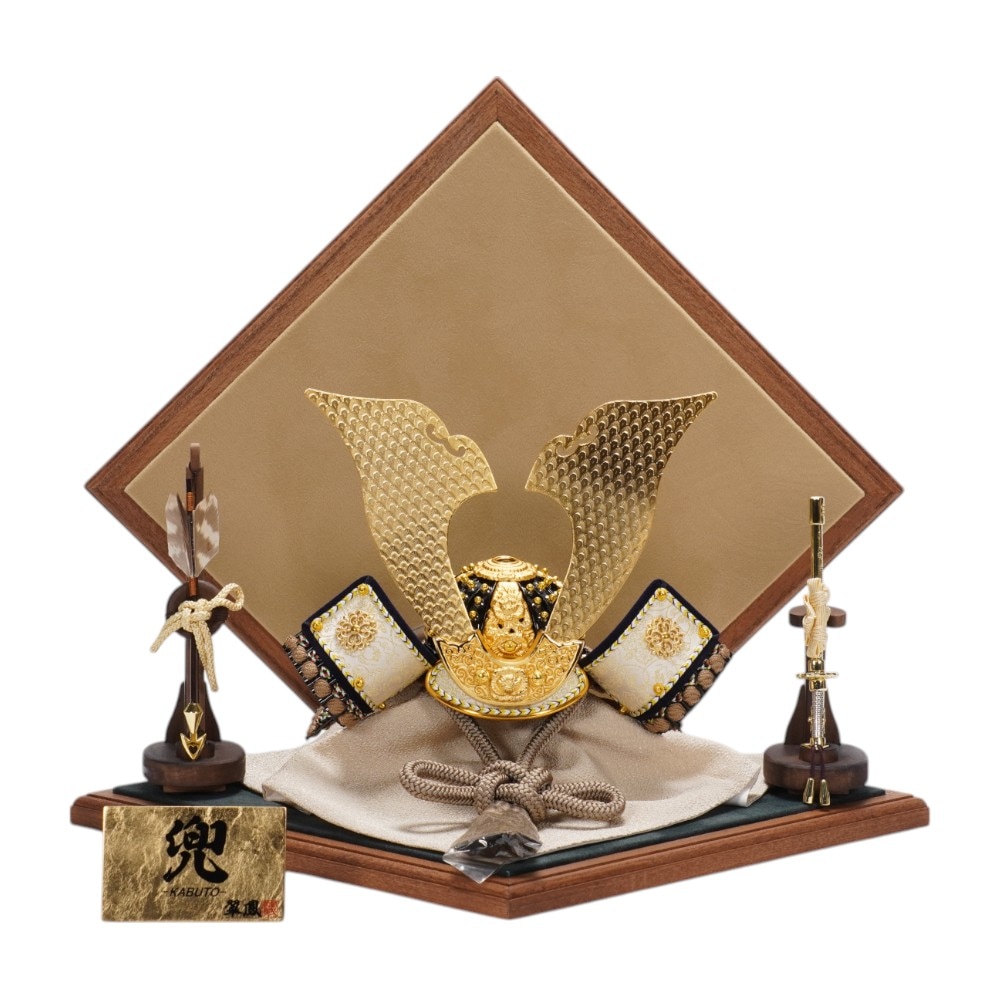 【五月人形】8号 永遠之兜 薄茶中ベージュ威 兜飾り | 翠鳳作