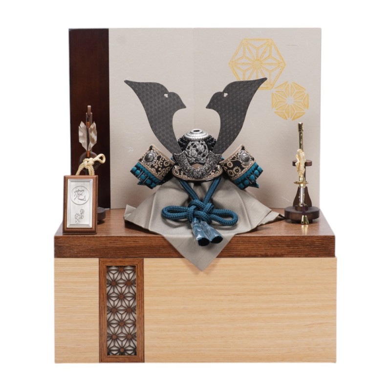 ❤再度、大幅値下げ!❤【美品】五月人形　兜飾り　平安武徳作『京鎧』兜収納飾り 五月人形】8号 一枚物 紅藤裾濃威 兜収納飾り | 平安武久作 ｜雛人形