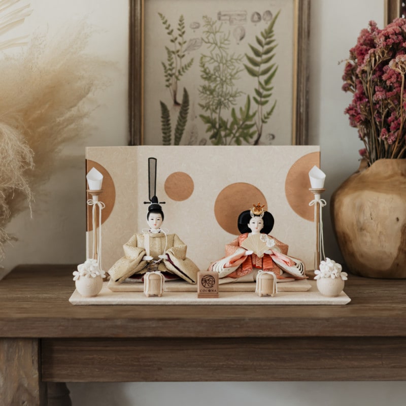 HINA】さな-sana- | FLAT | 253C-011 | HINA(雛人形) | 創業慶応元年