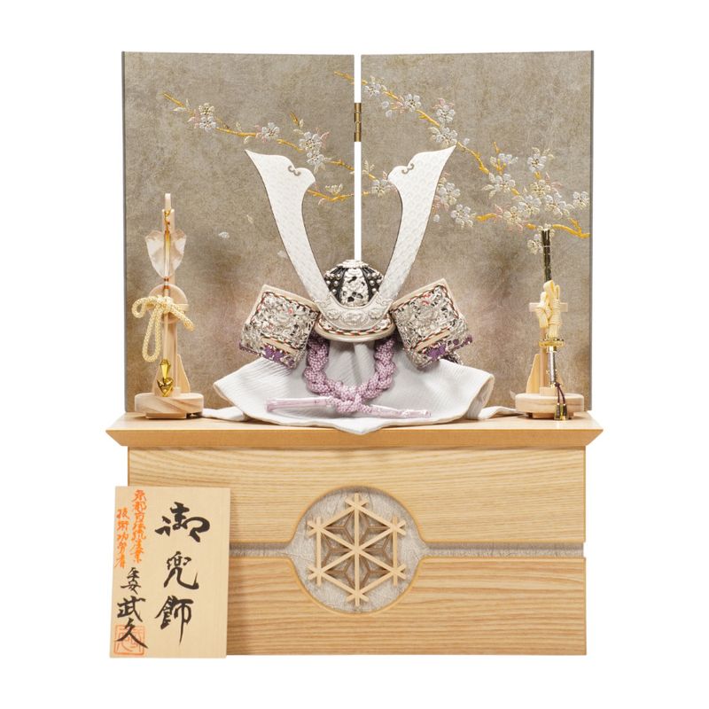 五月人形】8号 一枚物 浅縹裾濃威 兜飾り | 平安武久作 ｜雛人形・五月
