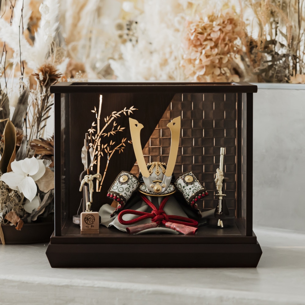 【五月人形】紅-kurenai- | ACRY