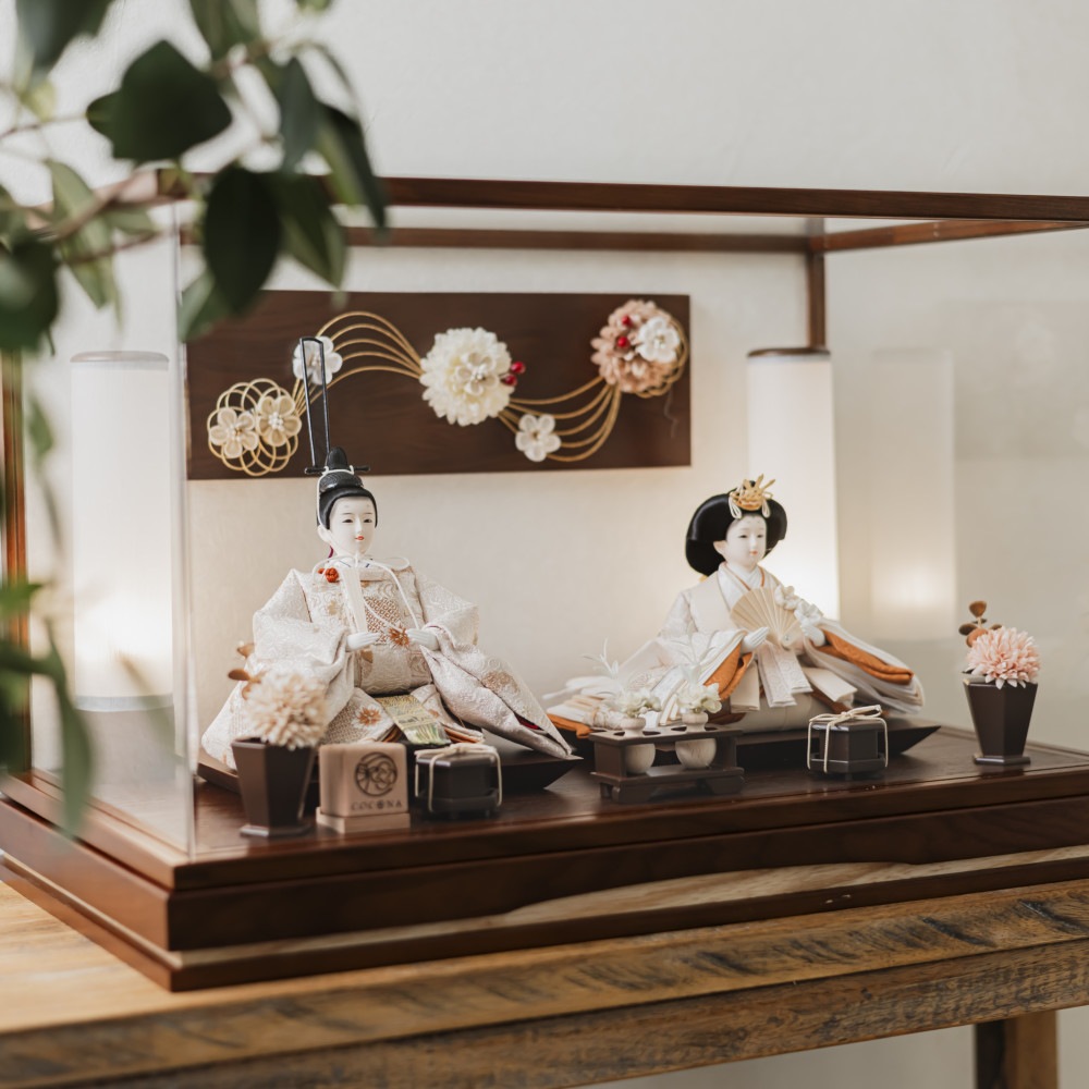 雛人形】あかり-akari- | ACRY ｜雛人形・五月人形の専門店 人形の岩崎