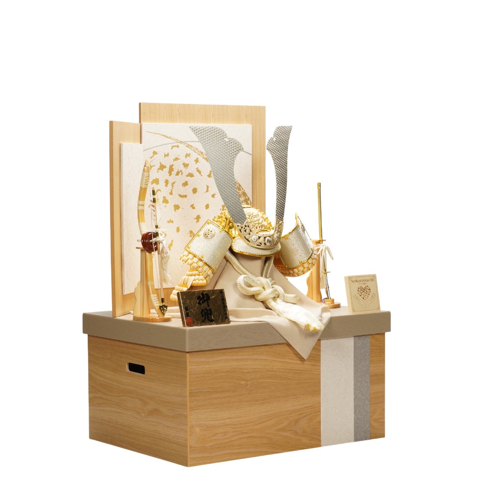 【五月人形】《日米首脳会談贈呈品》25号 永遠之兜 RICH GOLD 着用兜収納飾り | 翠鳳作