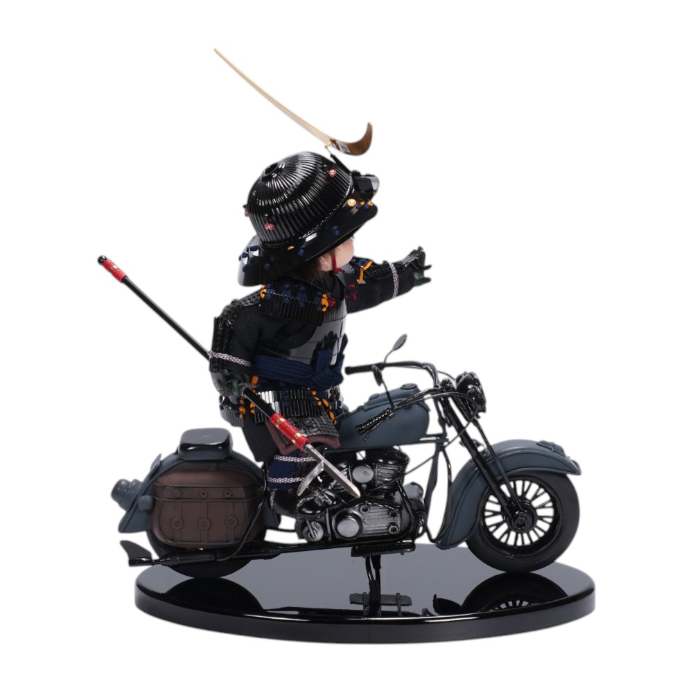 【五月人形】わんぱくライダー ミニョン 伊達政宗 大将飾り〈壹三作〉[235-031][255-292]