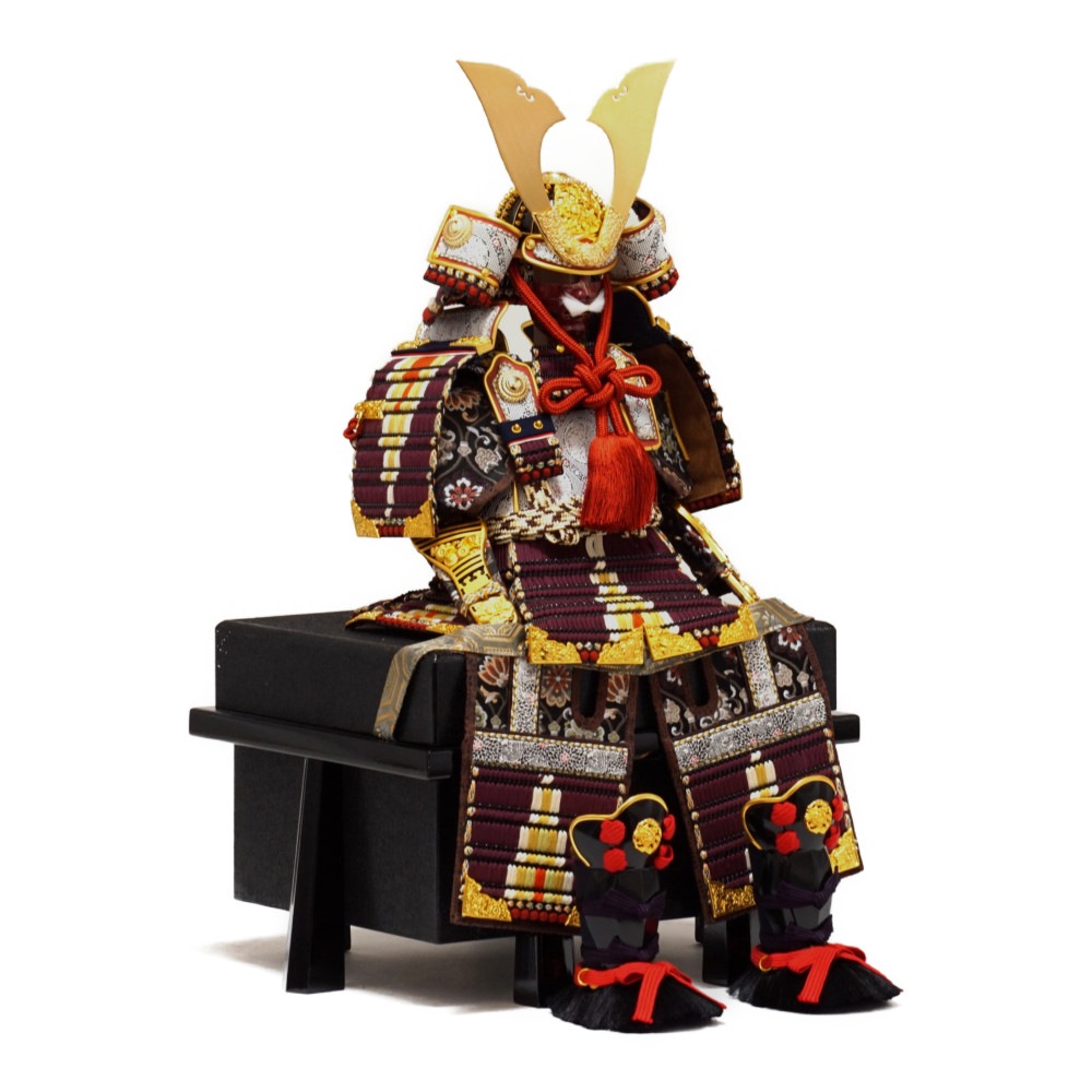 鎧飾り 五月人形　雄山作 　黒小礼赤糸威大鎧　12号 五月人形】《限定品》7号 俊 紫糸沢瀉威(A) 鎧飾り | 雄山作 ｜雛人形