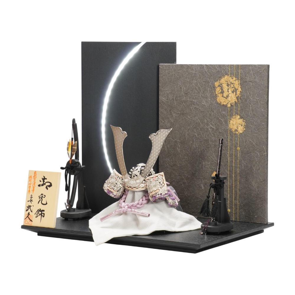 五月人形】8号 一枚物 紅藤裾濃威 兜飾り | 平安武久作 ｜雛人形・五月