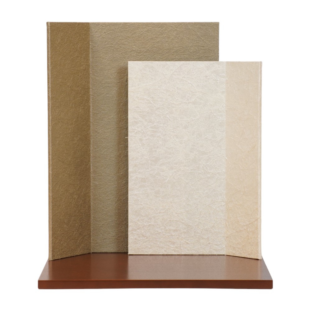 【五月人形】五分之一 源氏八領 薄金鎧 奉納鎧飾り〈雄山作〉[245-198]