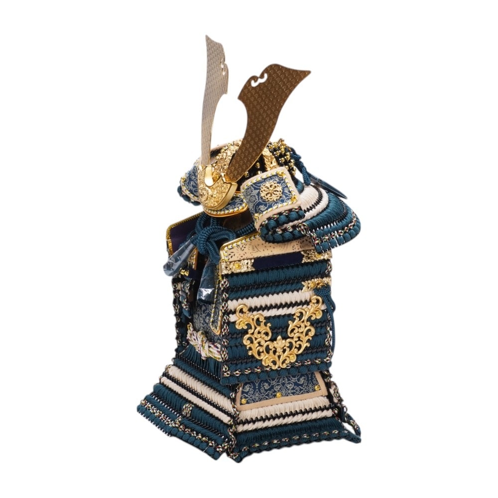 アンティーク 上原 玉鳳 作 大鎧 正絹 1970年代 龍 甲冑 武具 鎧飾り Yahoo!オークション - 新品 名匠 上原玉鳳 大鎧 六分の壱 戦国