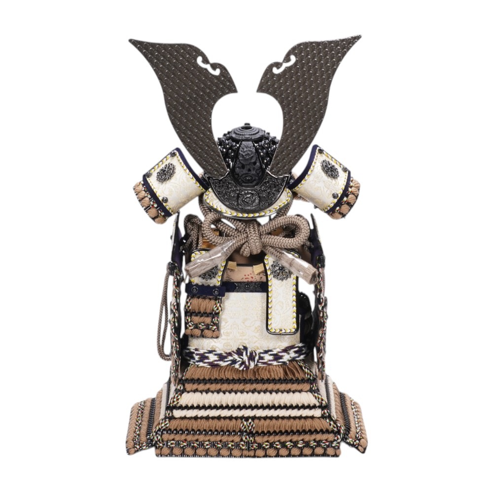 【五月人形】7号 永遠奉納大鎧 薄茶中ベージュ威-KINGDOM- 鎧飾り | 翠鳳作