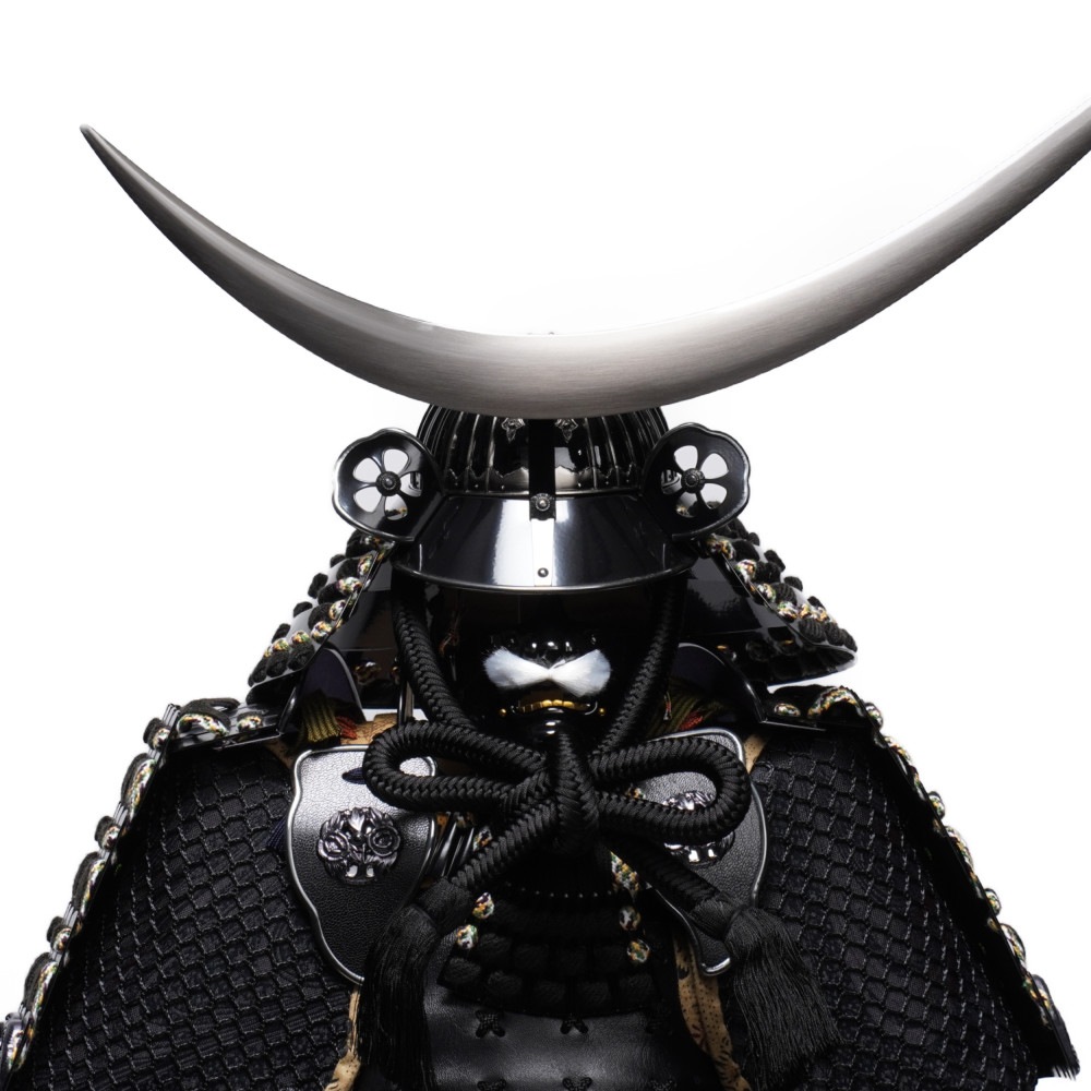 五月人形】12号 ブロンズ伊達政宗 黒糸威 鎧飾り〈翠鳳作〉[255-002