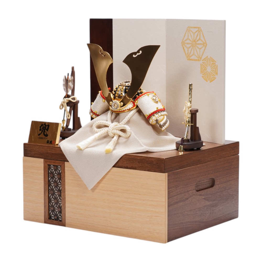 兜飾り　収納箱付き　秀鳳作　28号 兜飾り 収納箱付き 秀鳳作 28号 兜飾り収納箱付き秀