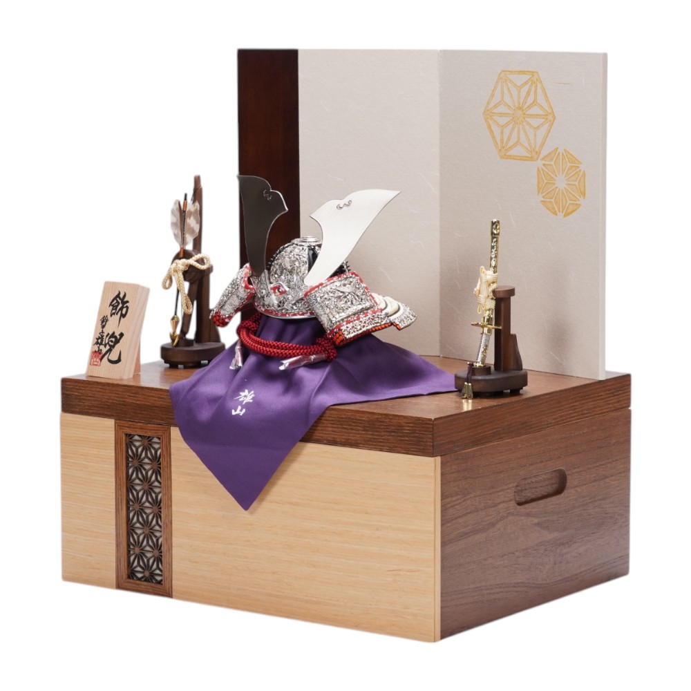 【五月人形】《限定品》五分之一 純白之竹雀 兜収納飾り | 雄山作