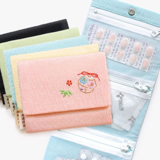 和装・和小物 naaa 倭物やカヤ | 株式会社アミナコレクション