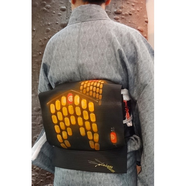 新塩瀬帯 夏の柄「ぎをん提灯」 絽・黒地｜洗える帯 名古屋帯