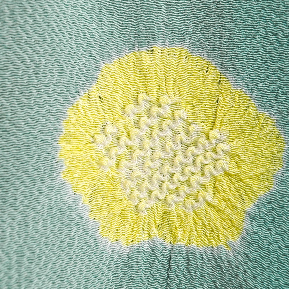 帯揚げ ちりめん 地染輪出二色梅大小 淡め｜和装小物 井澤屋