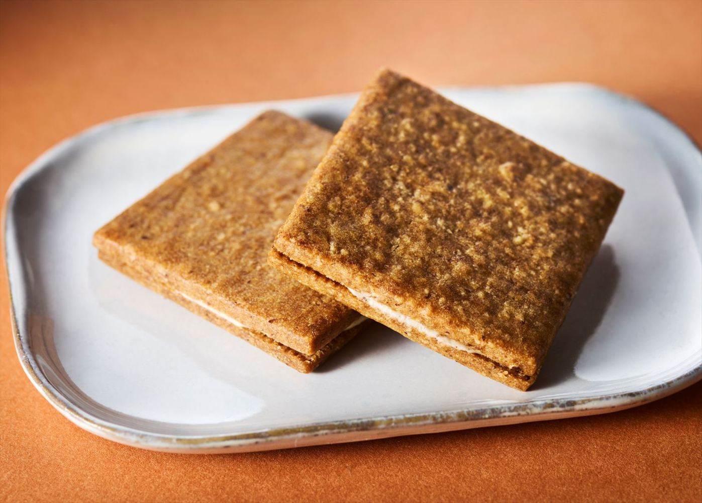 Sadaharu AOKI paris & IZUMIYA サブレサンド缶