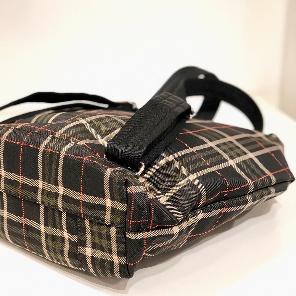 JackGomme 1706 LONDRES