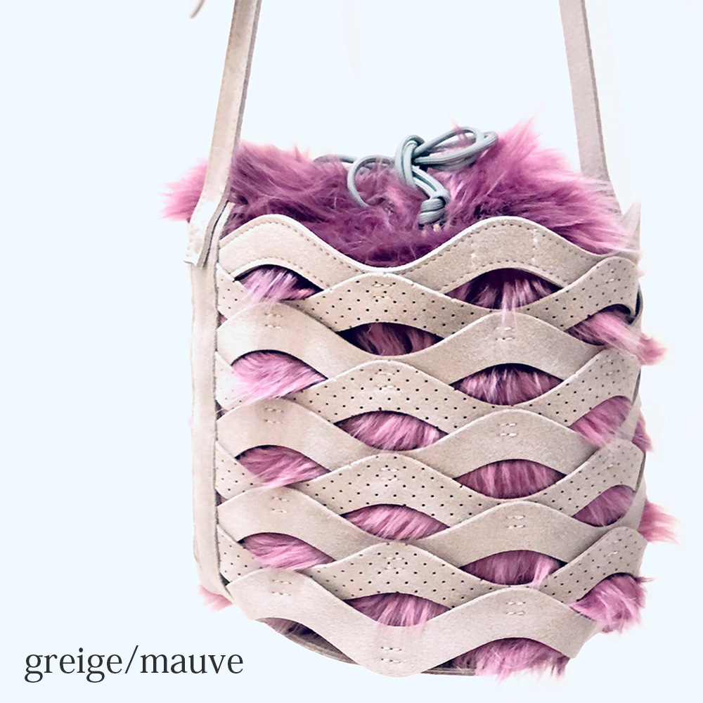 MNNG WV2-EF Wavy Far Shoulder